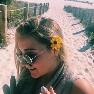 Meet your Posher, Madison